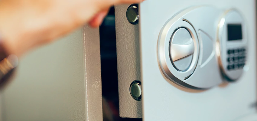 Fingerprint Safe Openers in Palo Alto, CA