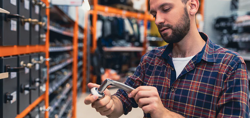 Locksmith For Retail Stores Lockout Services in Palo Alto, California